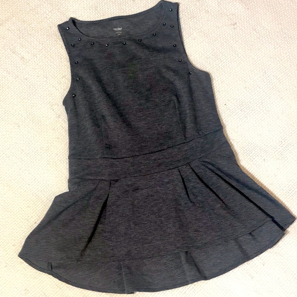 Gray peplum top